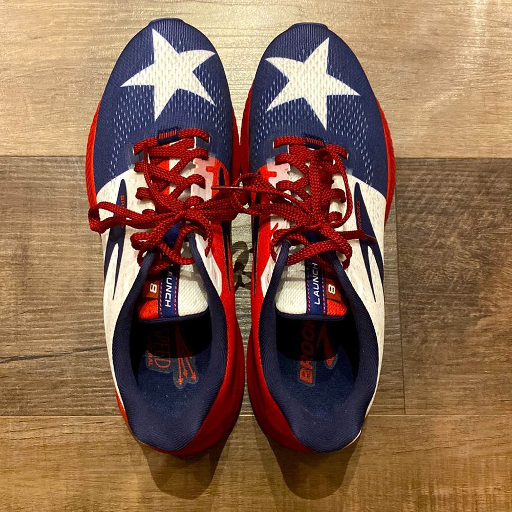 Brooks Launch 8 Texas flag colored